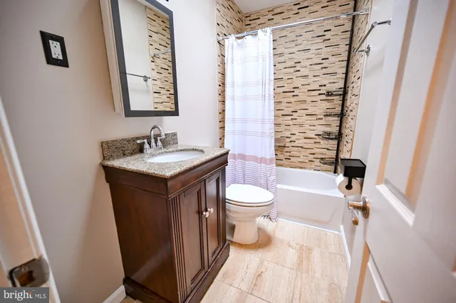 $2,600 | 3809 Foster Avenue, Baltimore, MD 21224