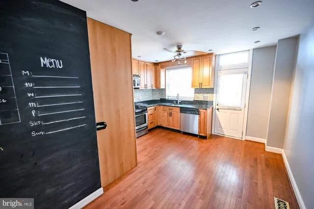 $2,600 | 3809 Foster Avenue, Baltimore, MD 21224