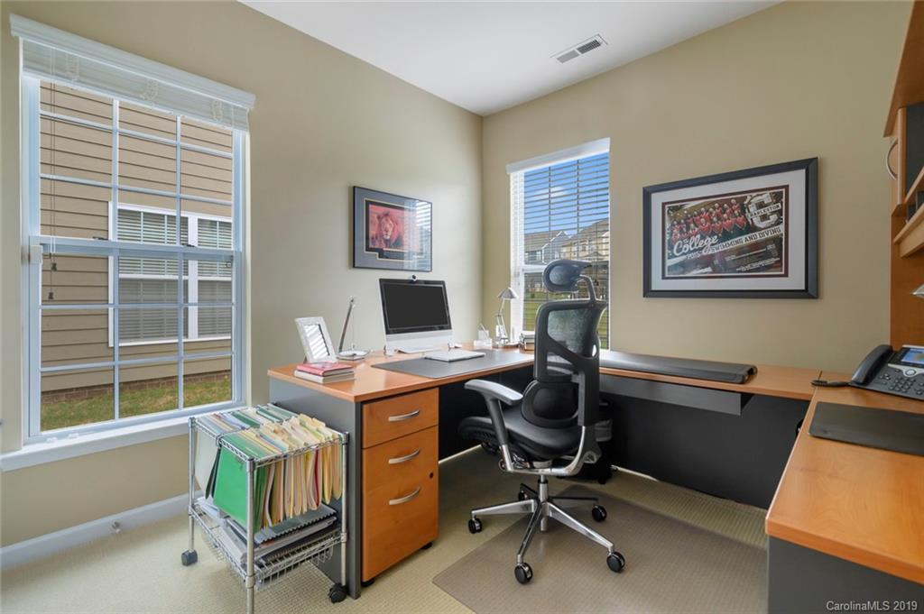 706 Falcon Ridge Fort Mill, SC 29708 - Photo 19 of 37