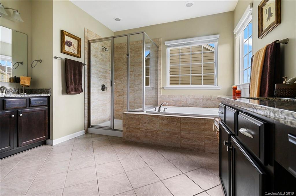 706 Falcon Ridge Fort Mill, SC 29708 - Photo 23 of 37