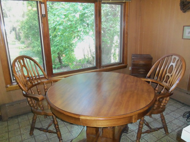 460 Selborne Road Riverside, IL 60546 - Photo 3 of 25 a view of a dining room with furniture window and outside view