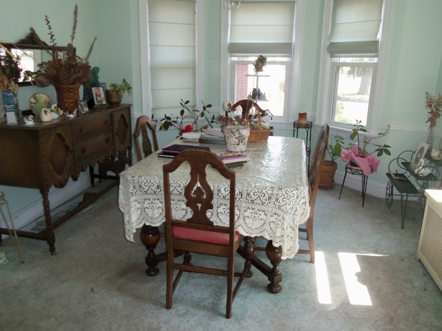 460 Selborne Road Riverside, IL 60546 - Photo 8 of 25 a living room with furniture and a fireplace