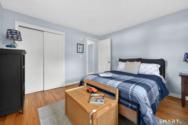 $499,500 | 155 Trinity Avenue, Glastonbury, CT 06033