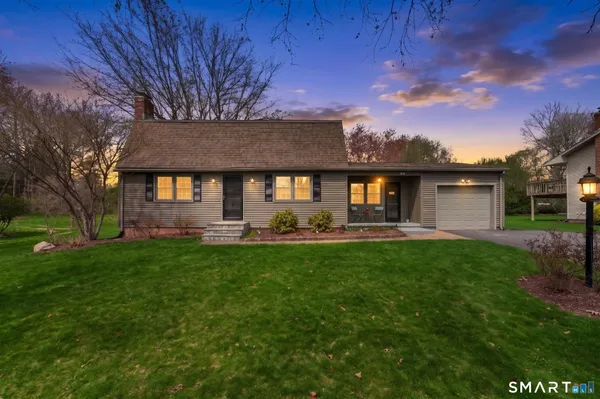 $499,500 | 155 Trinity Avenue, Glastonbury, CT 06033