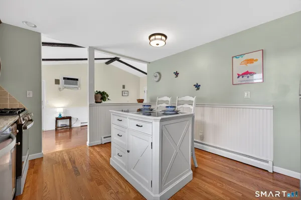 $499,500 | 155 Trinity Avenue, Glastonbury, CT 06033