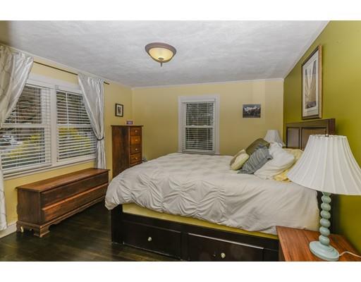 16 Riley Road Boston, MA 02136 - Photo 13 of 26 Gallery Image 13