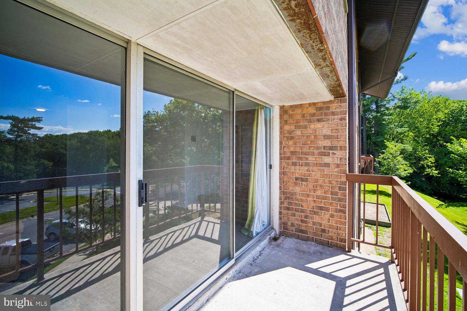 9926 Walker House Road, Unit 99263 Gaithersburg, MD 20886 - Photo 24 of 63 Balcony