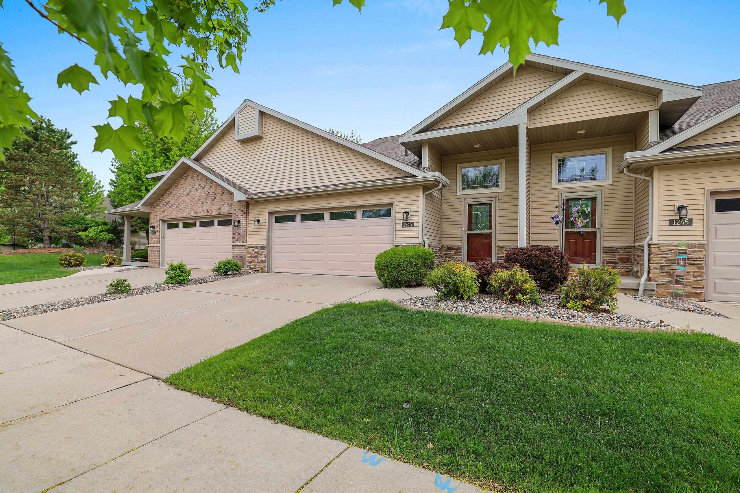1243 Prairie Falcon Trail Green Bay, WI 54313 - Photo 49 of 51