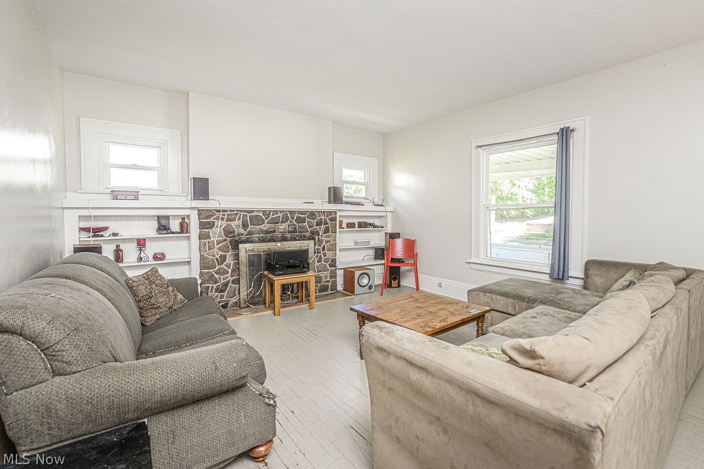 348 Ruckel Road Akron, OH 44305 - Photo 3 of 24 Gallery Image 3