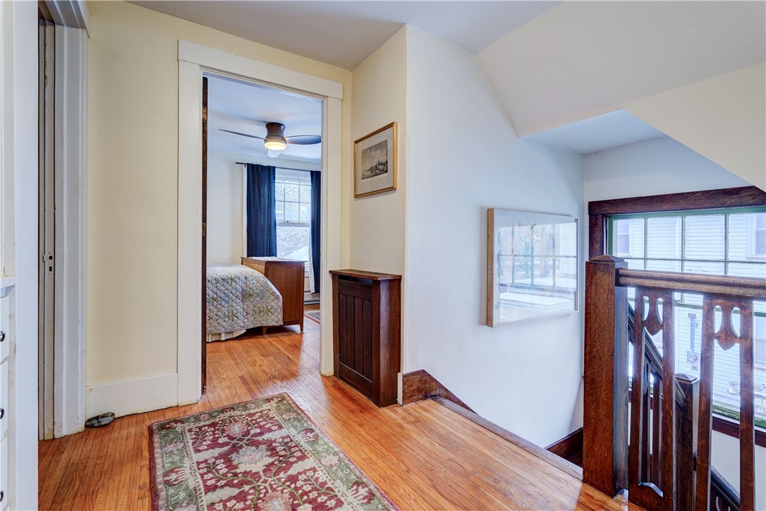 339 Seneca Parkway Rochester, NY 14613 - Photo 19 of 49