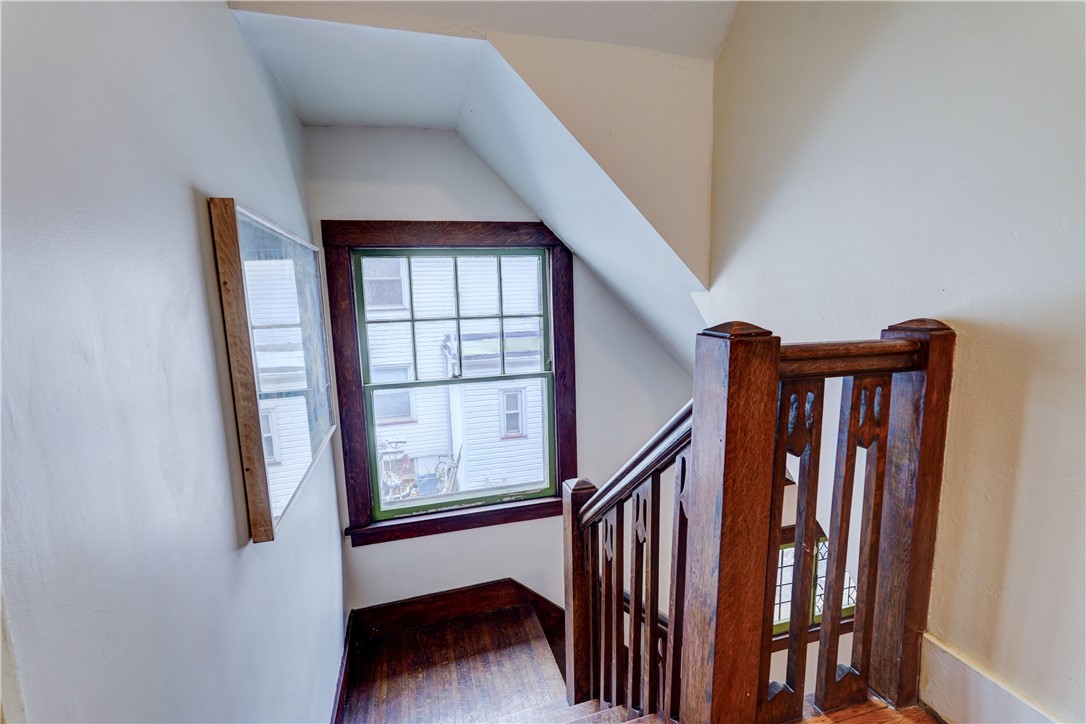 339 Seneca Parkway Rochester, NY 14613 - Photo 33 of 49