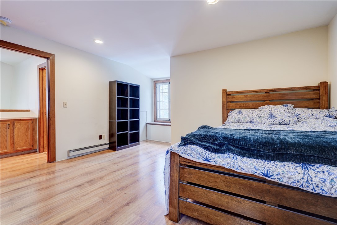 339 Seneca Parkway Rochester, NY 14613 - Photo 36 of 49