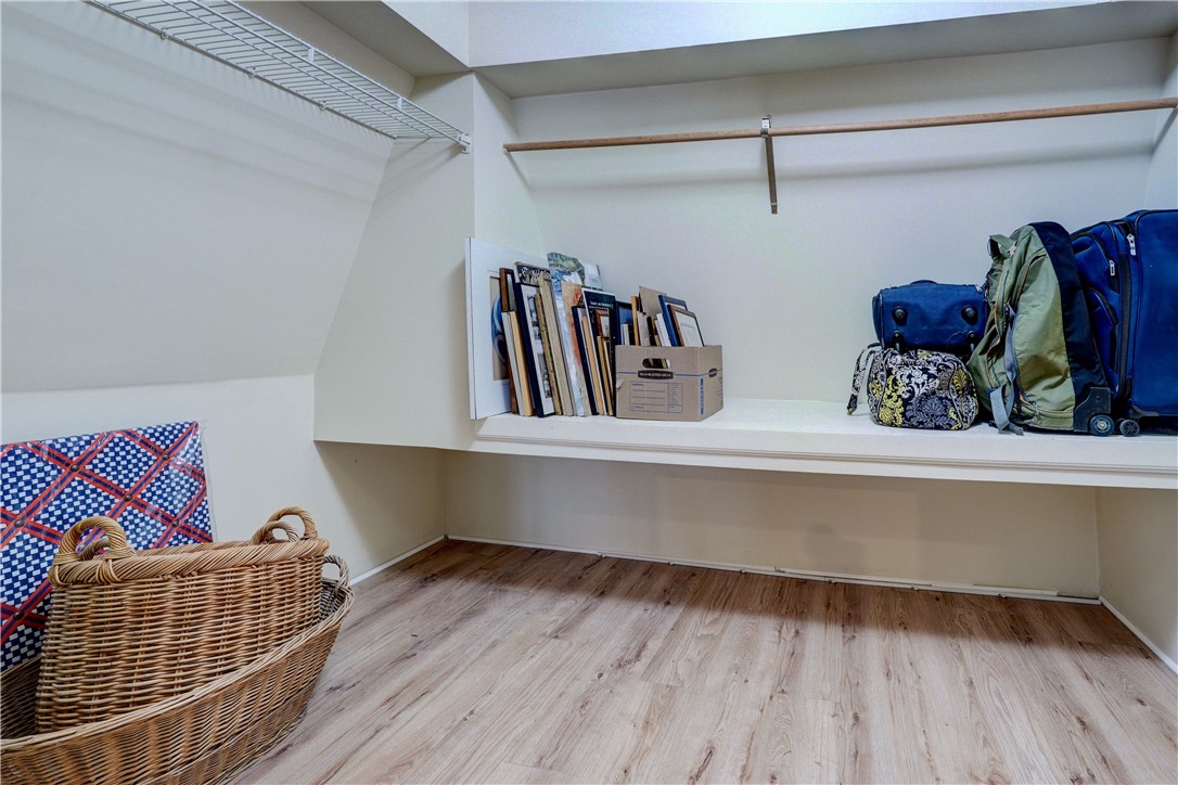 339 Seneca Parkway Rochester, NY 14613 - Photo 38 of 49