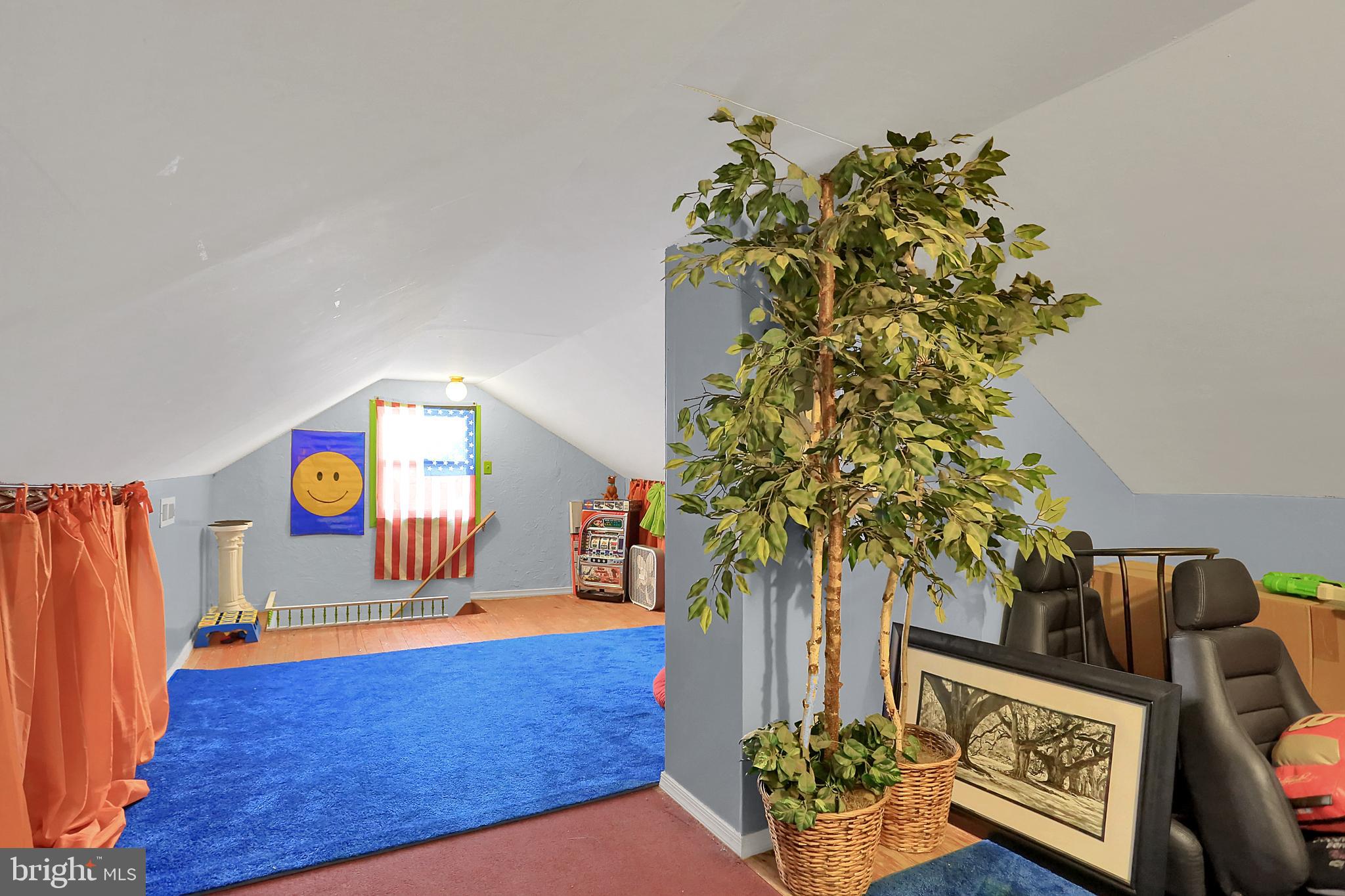 2004 Winding Road York, PA 17408 - Photo 18 of 24 Gallery Image 18