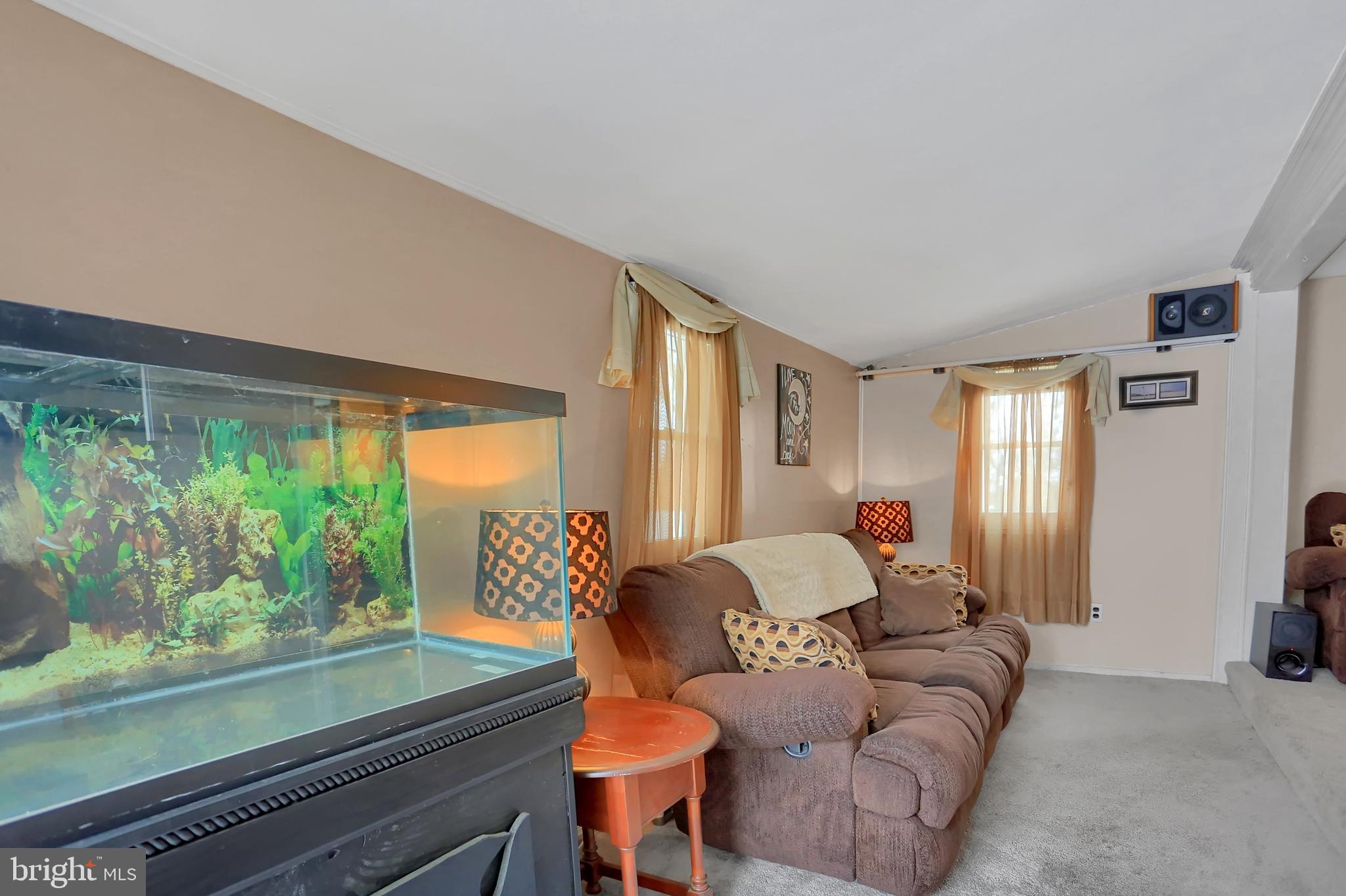 2004 Winding Road York, PA 17408 - Photo 9 of 24 Gallery Image 9