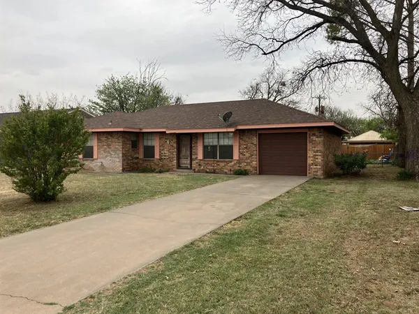 $125,000 | 604 South Cedar Street, Seymour, TX 76380