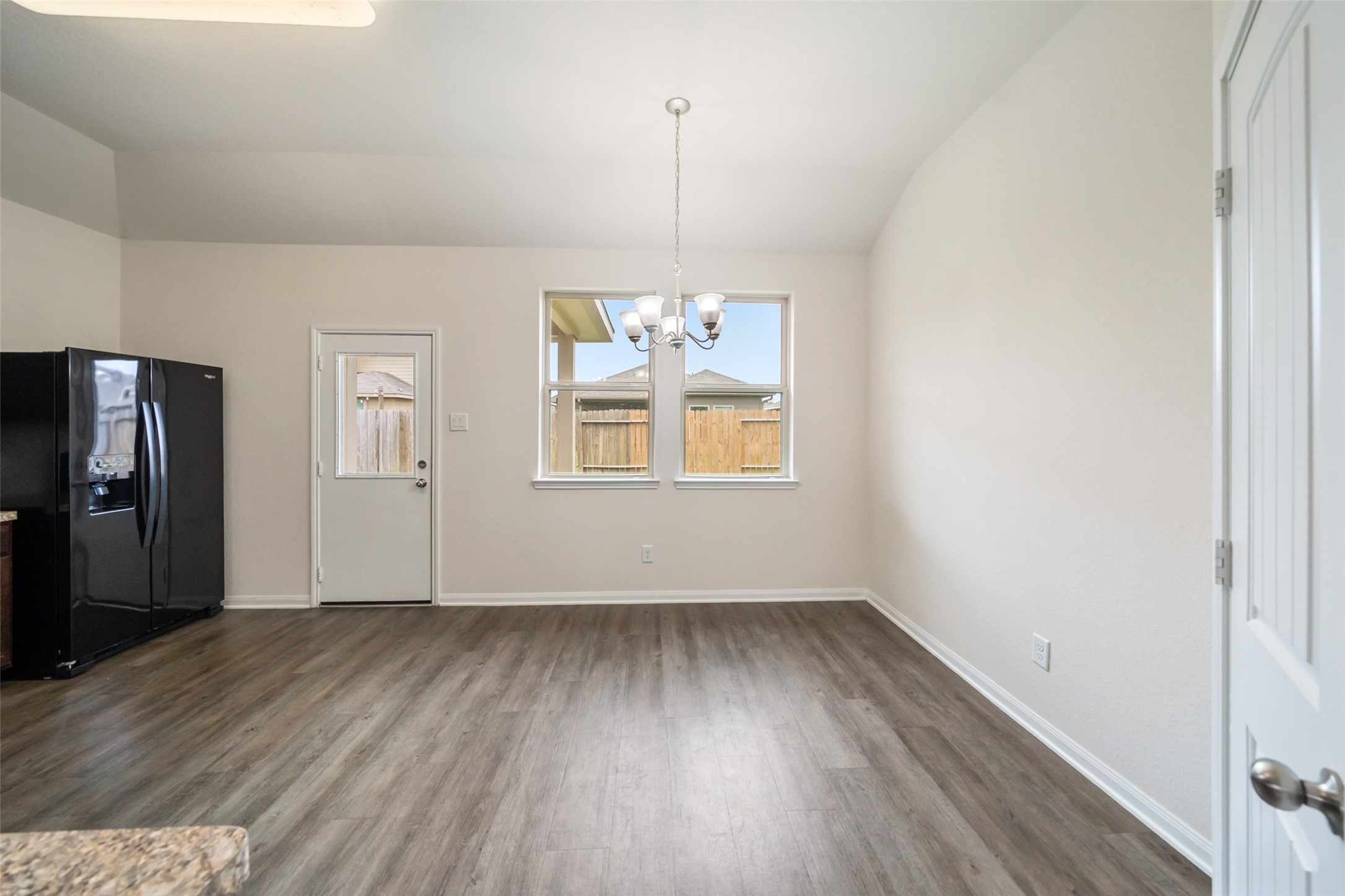 3626 Karissa Road Conroe, TX 77306 - Photo 11 of 34 Breakfast area