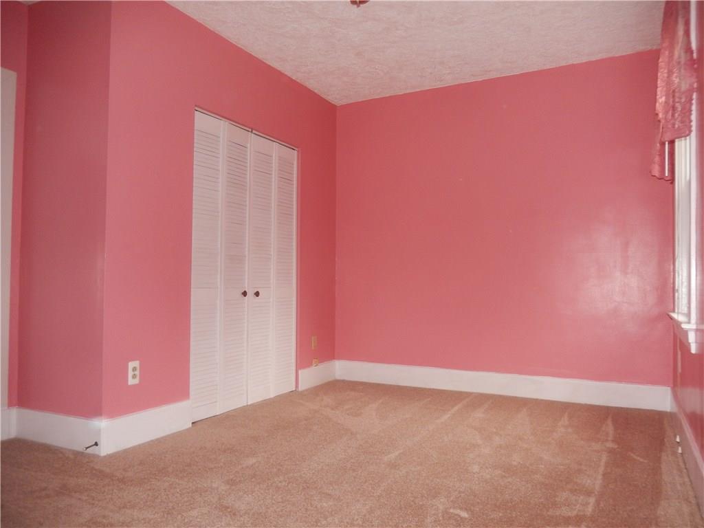 2350 Rochester Road Franklin Park, PA 15237 - Photo 12 of 25 Gallery Image 12