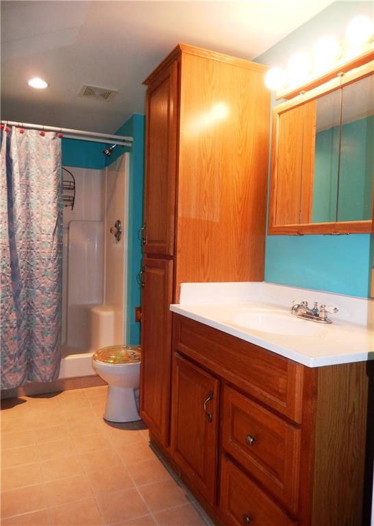 2350 Rochester Road Franklin Park, PA 15237 - Photo 10 of 25 Gallery Image 10