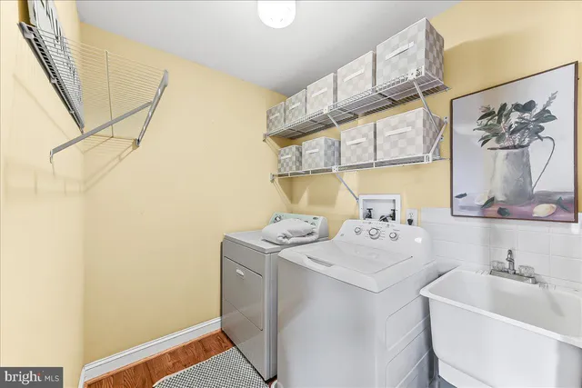 $675,000 | 211 Cullen Way, Newark, DE 19711