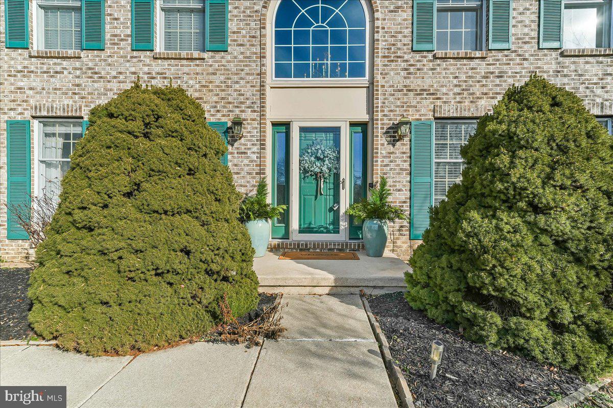 211 Cullen Way Newark, DE 19711 - Photo 2 of 46