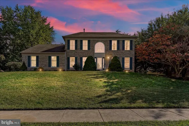 $675,000 | 211 Cullen Way, Newark, DE 19711