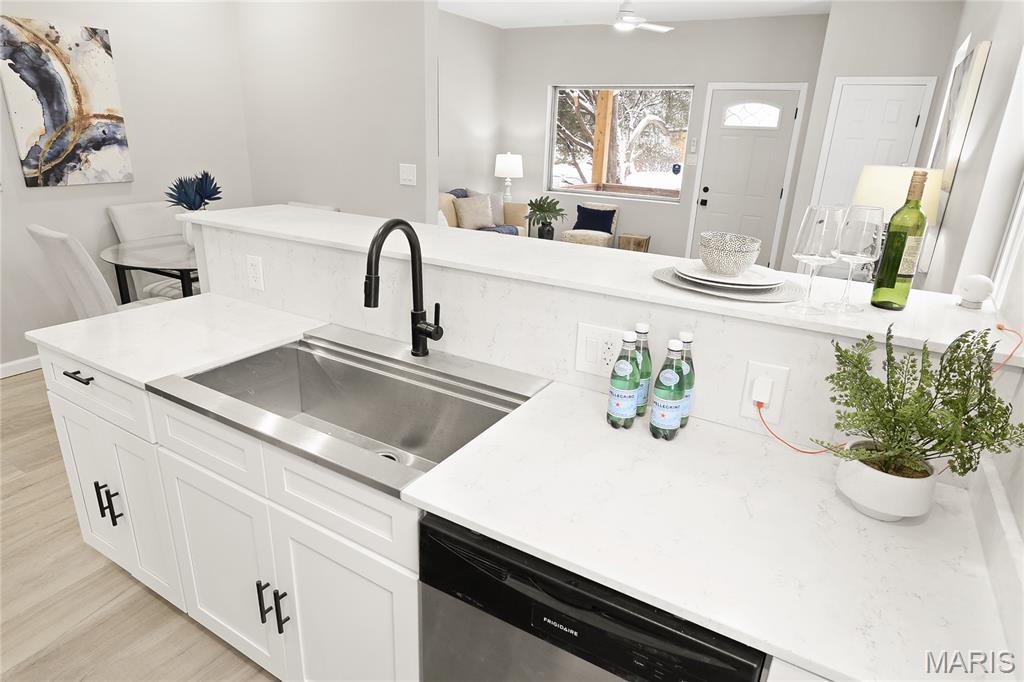 4633 Varrelmann Avenue St. Louis, MO 63116 - Photo 11 of 28