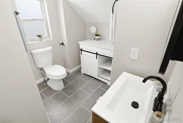 $239,000 | 4633 Varrelmann Avenue, St. Louis, MO 63116