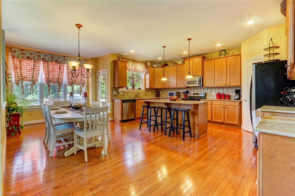 7999 Fogleman Road Oak Ridge, NC 27310 - Photo 11 of 30