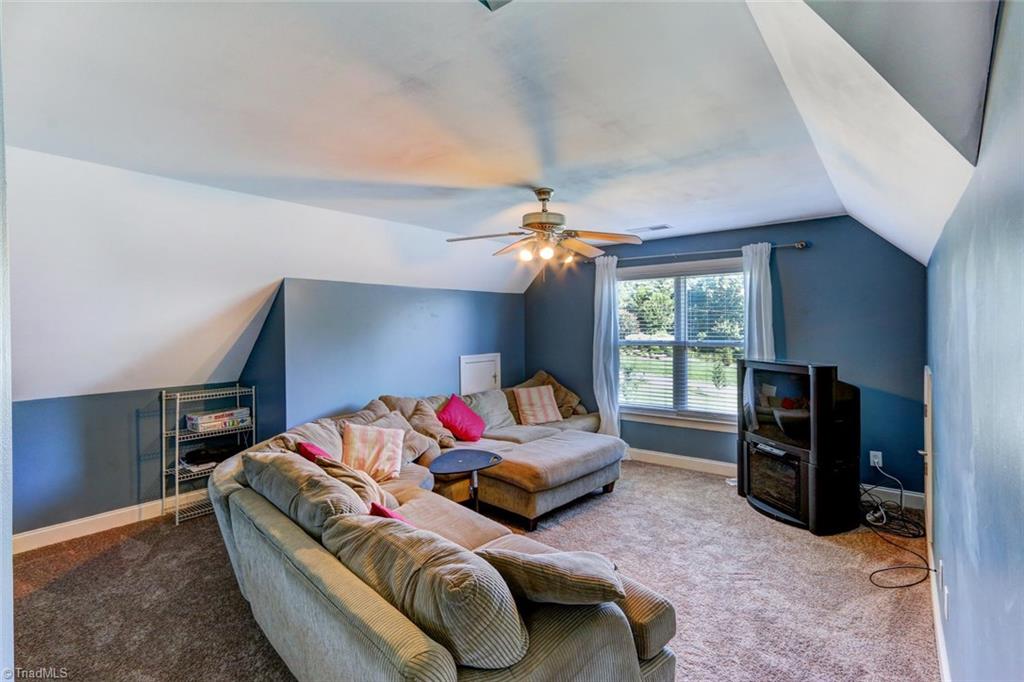 7999 Fogleman Road Oak Ridge, NC 27310 - Photo 26 of 30