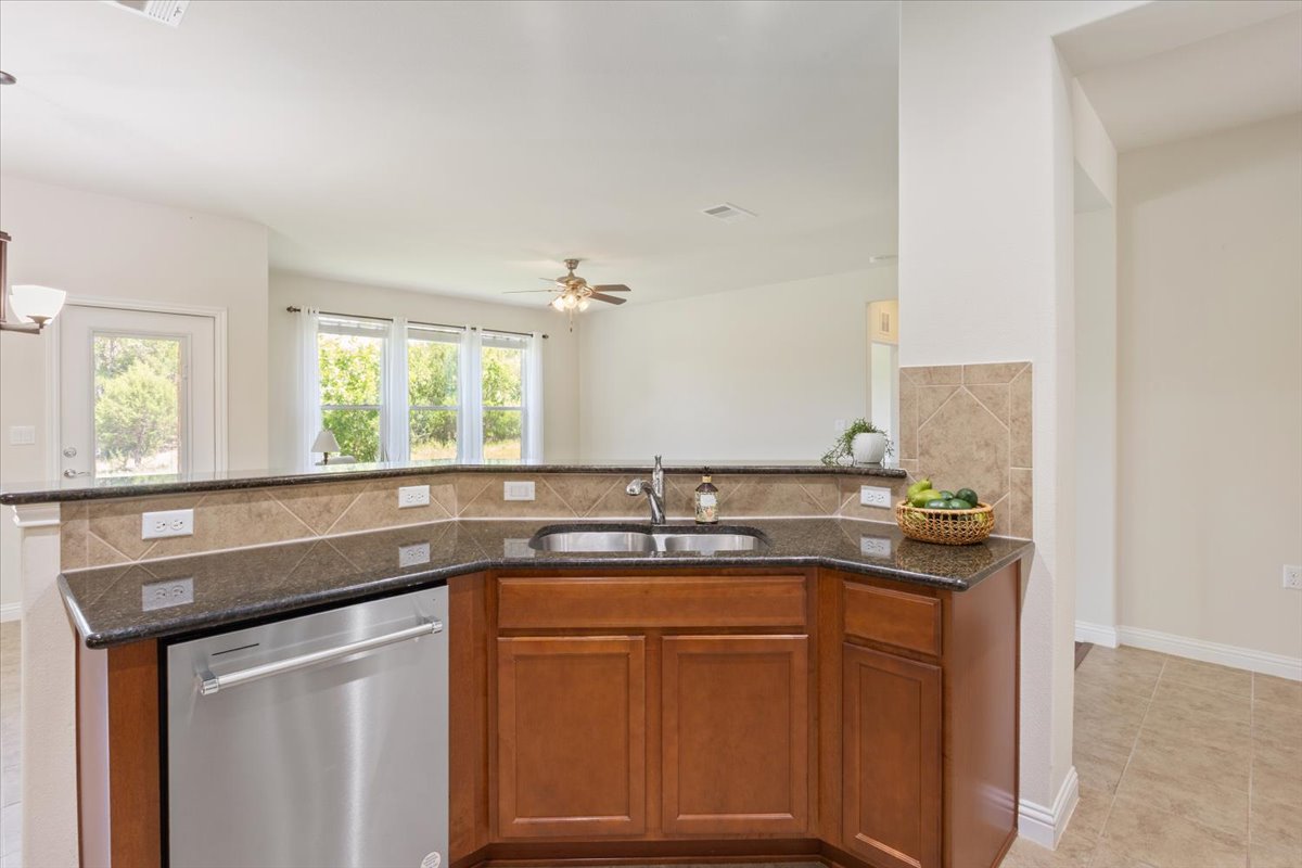 220 Coffee Mill Creek Road Georgetown, TX 78633 - Photo 17 of 36