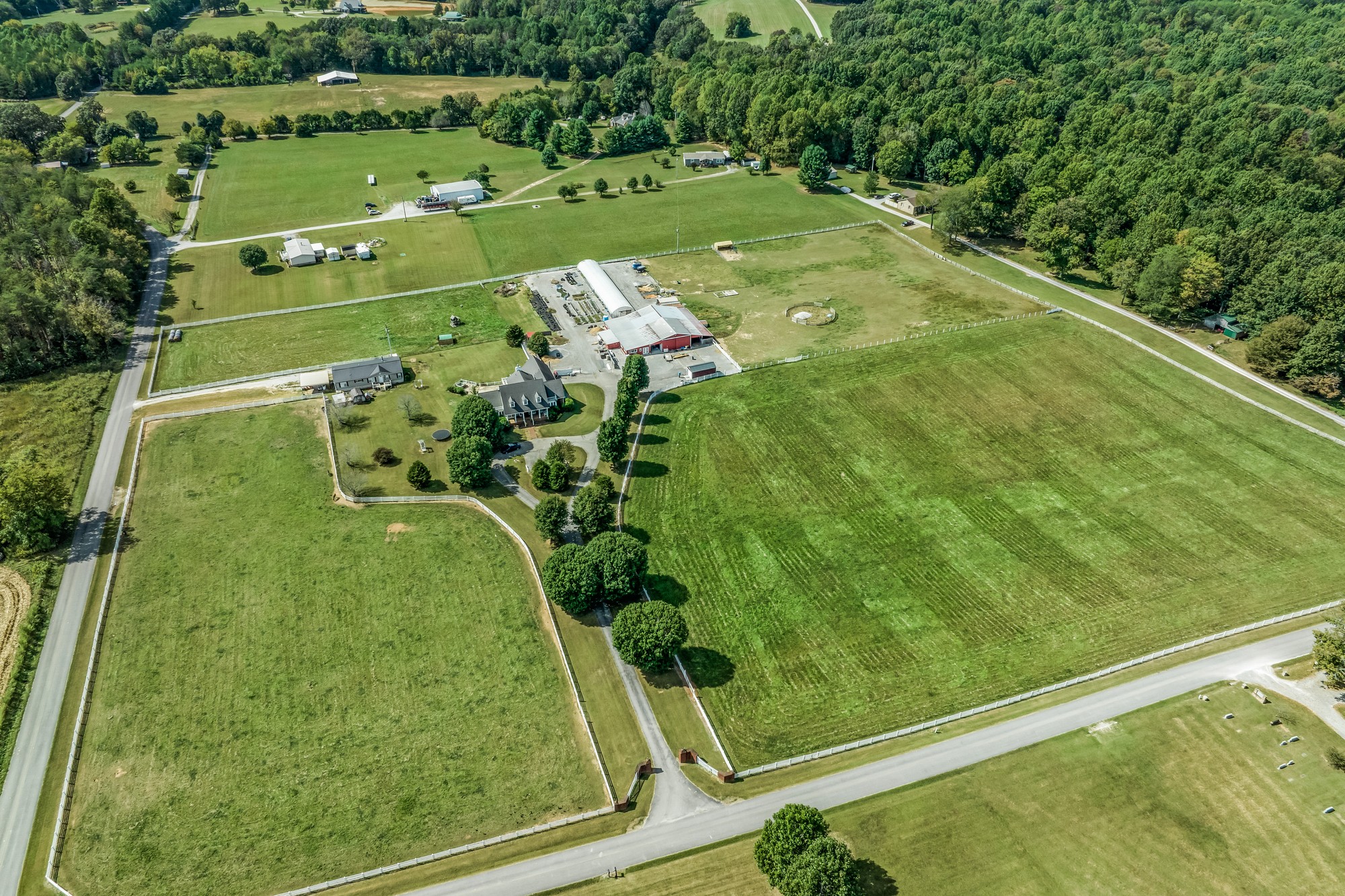 7470 Smith Chapel Road Cookeville, TN 38501 - Photo 51 of 70 a view of a garden from a balcony