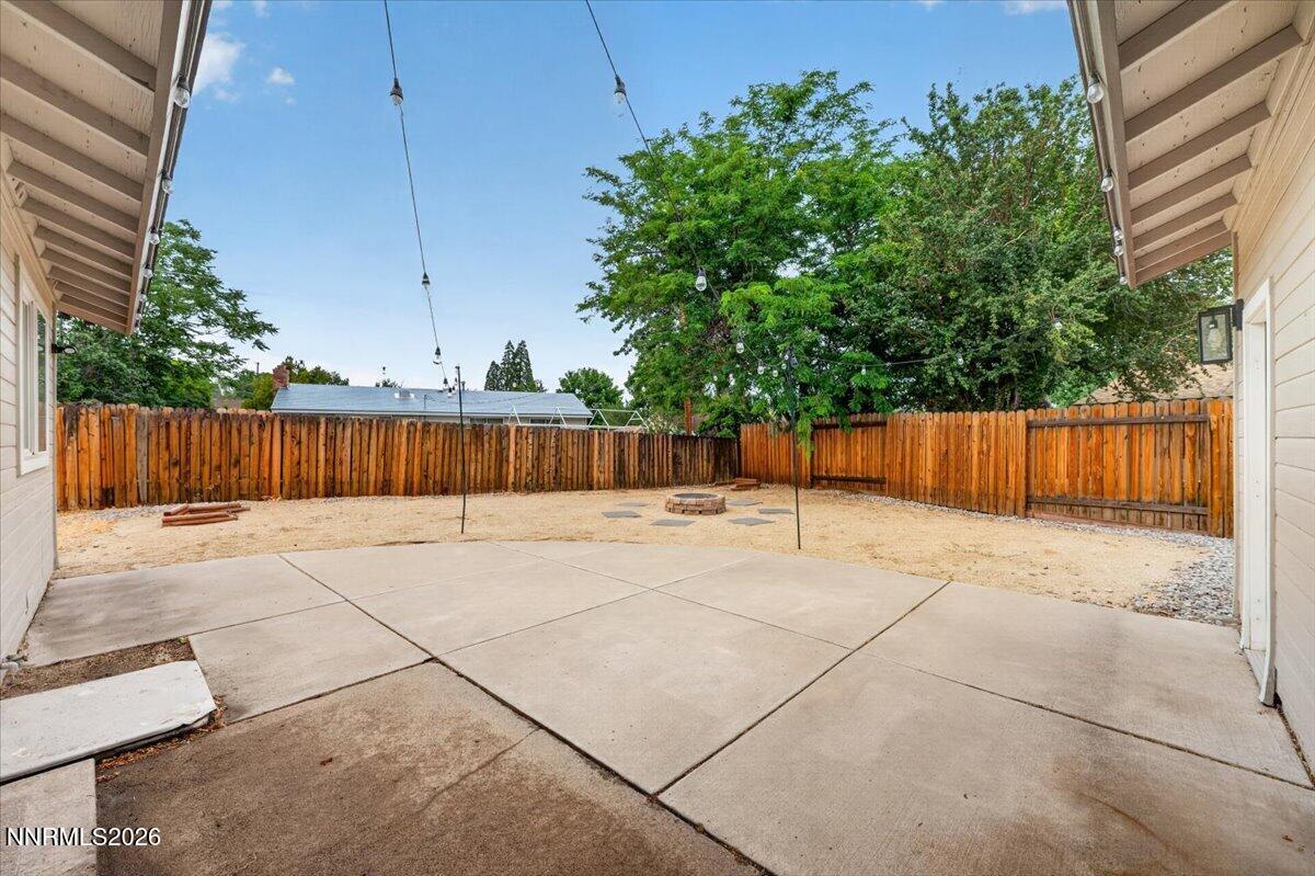 583 Marta Way Reno, NV 89503 - Photo 29 of 37 29-DSC_7380