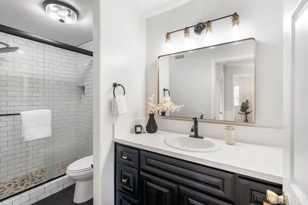 $449,999 | 3475 Paseo De Brisas, Unit 40, Oceanside, CA 92056