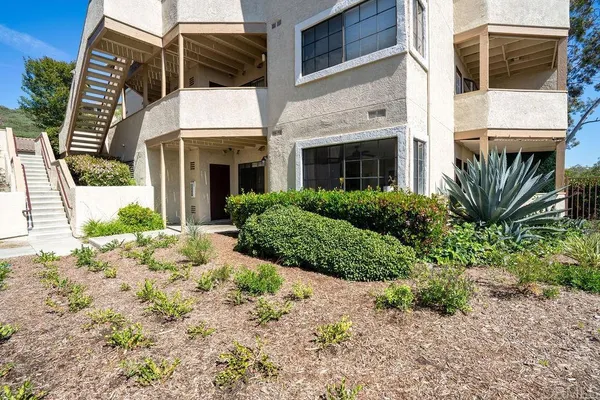 $449,999 | 3475 Paseo De Brisas, Unit 40, Oceanside, CA 92056