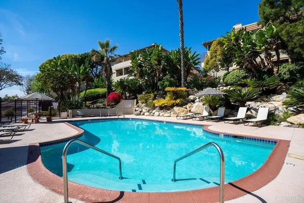 $449,999 | 3475 Paseo De Brisas, Unit 40, Oceanside, CA 92056