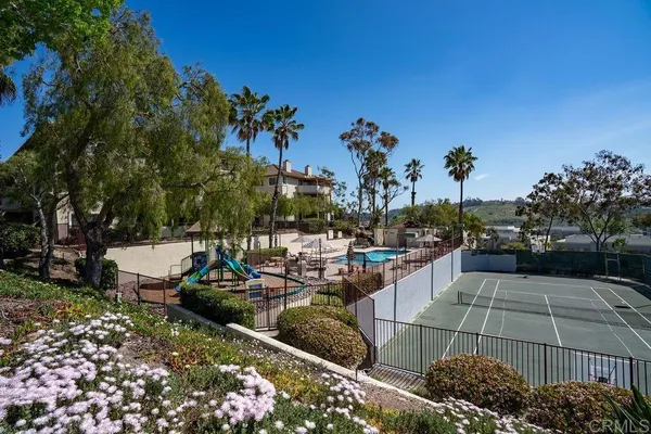 $449,999 | 3475 Paseo De Brisas, Unit 40, Oceanside, CA 92056