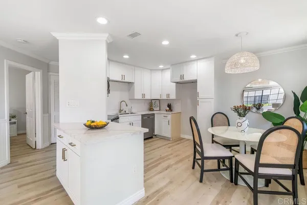 $449,999 | 3475 Paseo De Brisas, Unit 40, Oceanside, CA 92056