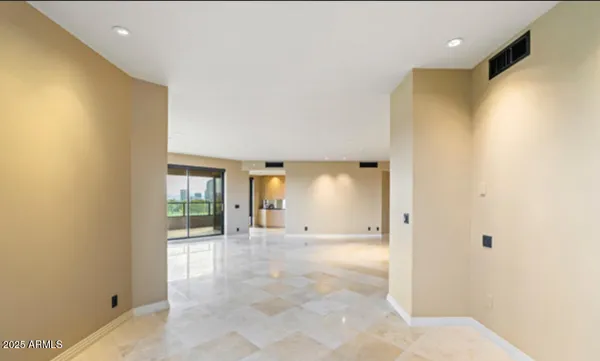 $849,000 | 1040 East Osborn Road, Unit 501, Phoenix, AZ 85014