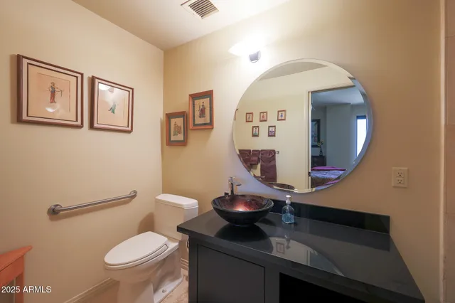 $875,000 | 1040 East Osborn Road, Unit 501, Phoenix, AZ 85014