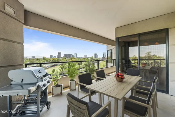 $849,000 | 1040 East Osborn Road, Unit 501, Phoenix, AZ 85014