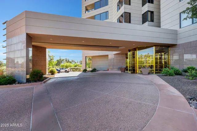 $875,000 | 1040 East Osborn Road, Unit 501, Phoenix, AZ 85014