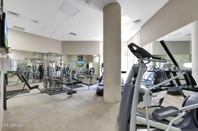 $875,000 | 1040 East Osborn Road, Unit 501, Phoenix, AZ 85014