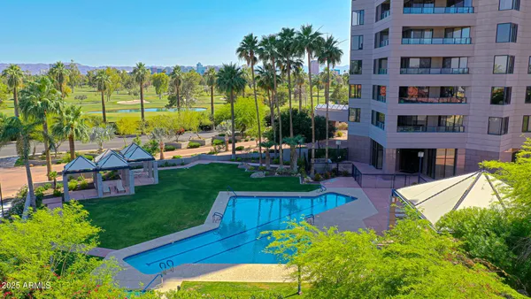 $849,000 | 1040 East Osborn Road, Unit 501, Phoenix, AZ 85014