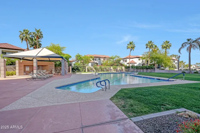 $875,000 | 1040 East Osborn Road, Unit 501, Phoenix, AZ 85014