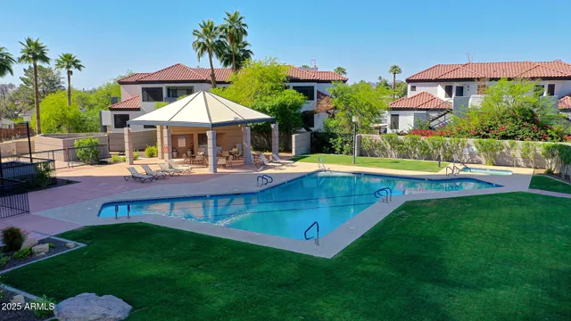 $875,000 | 1040 East Osborn Road, Unit 501, Phoenix, AZ 85014