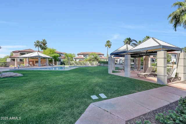 $875,000 | 1040 East Osborn Road, Unit 501, Phoenix, AZ 85014