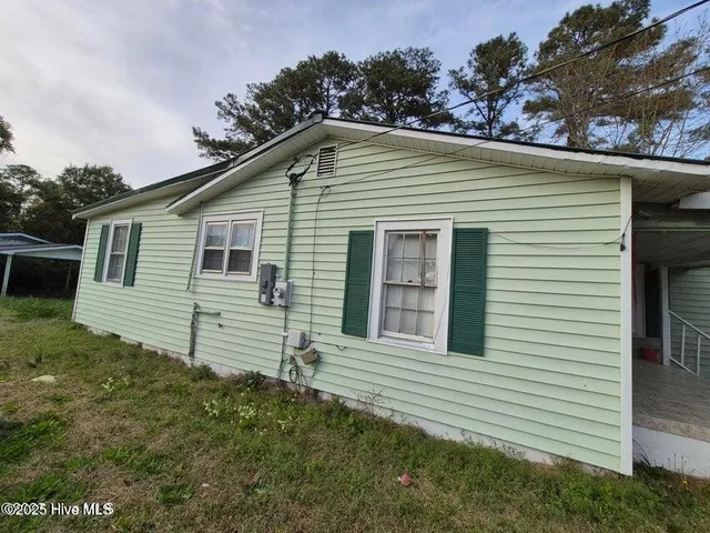 $75,000 | 106 North Secrest Street, Kinston, NC 28501