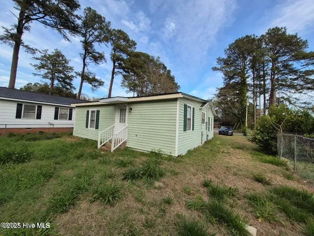 $75,000 | 106 North Secrest Street, Kinston, NC 28501