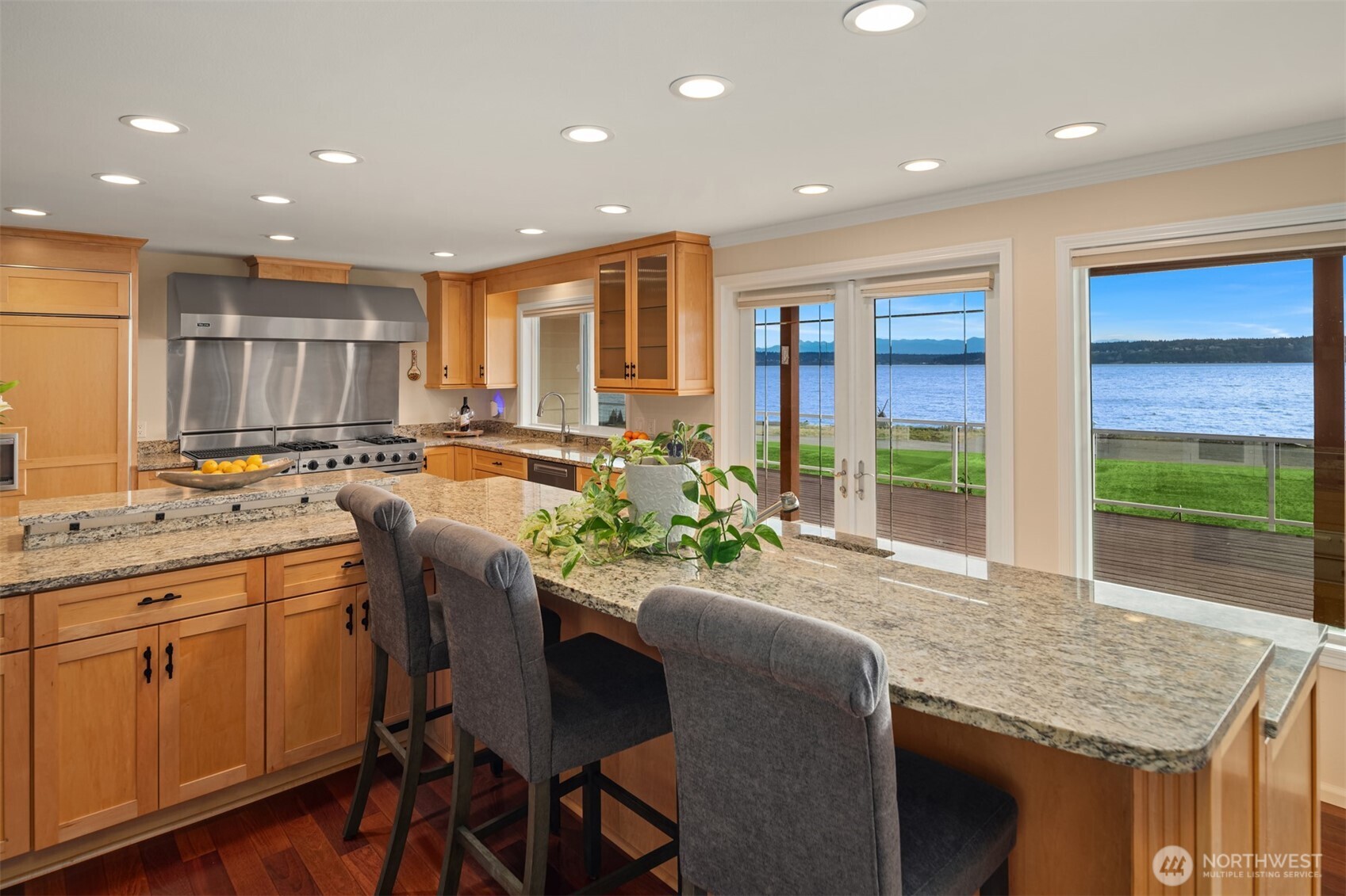 2106 South Breezy Point Road Camano Island, WA 98282 - Photo 18 of 40 Gallery Image 18